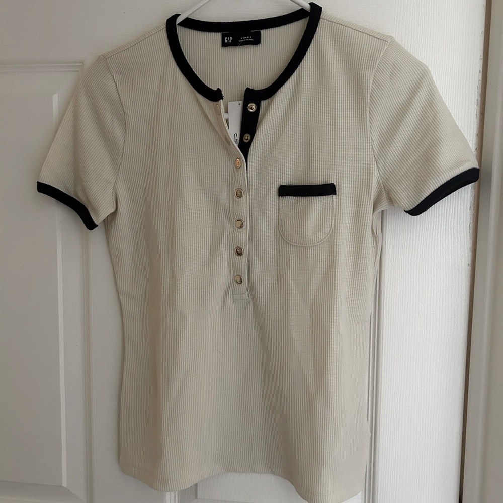 GAP waffle pocket Henley top - XS